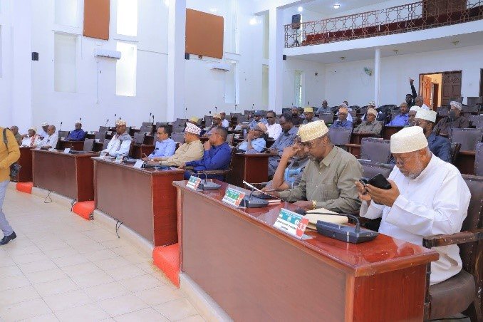 Golaha Guurtida oo ka Digay Qabyaaladda, Xukuumaddana ugu Baaqay inay Wax ka Qabato Sicir-bararka Golaha Guurtida oo ka Digay Qabyaaladda, Xukuumaddana ugu Baaqay inay Wax ka Qabato Sicir-bararka